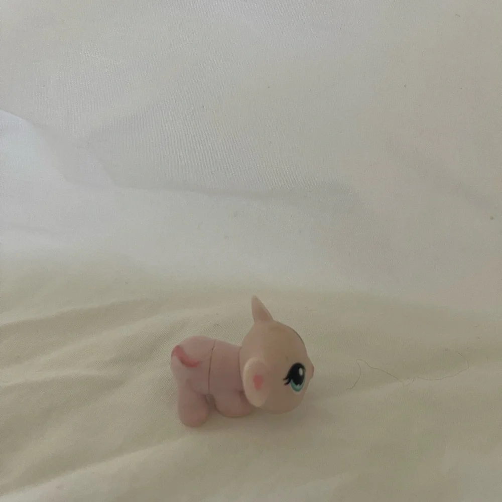 Littlest Pet Shop # 1412 Mouse Light Pink With Blue Eyes